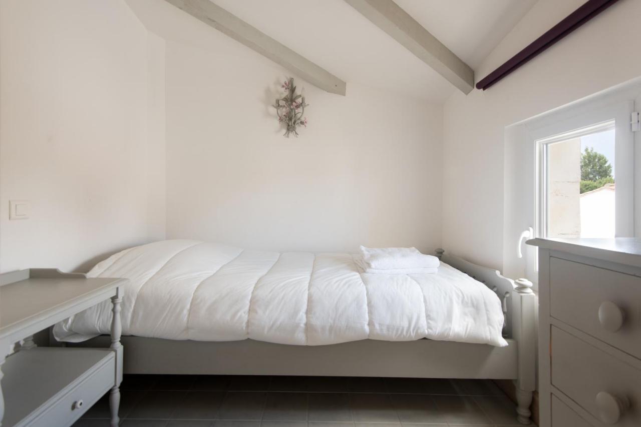 Maison Campanule Ла-Флот Экстерьер фото